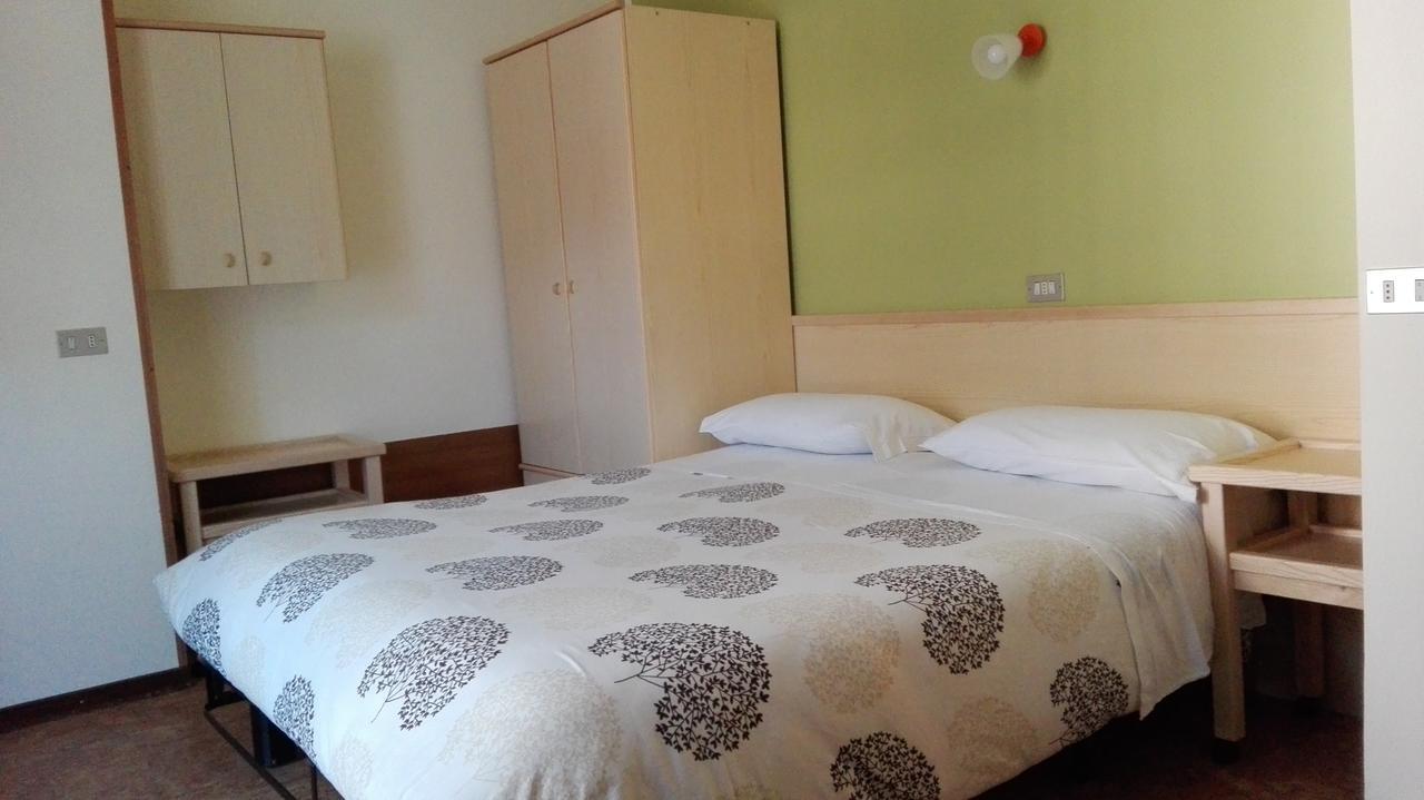 Garni Delia Hotel Livigno Ngoại thất bức ảnh